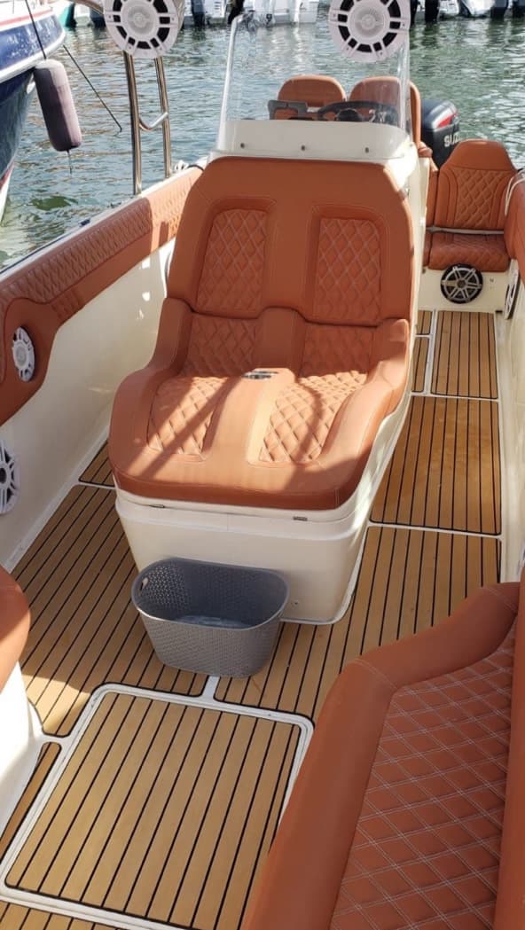 Bote OnlyFans 35 Pies - Vista 2