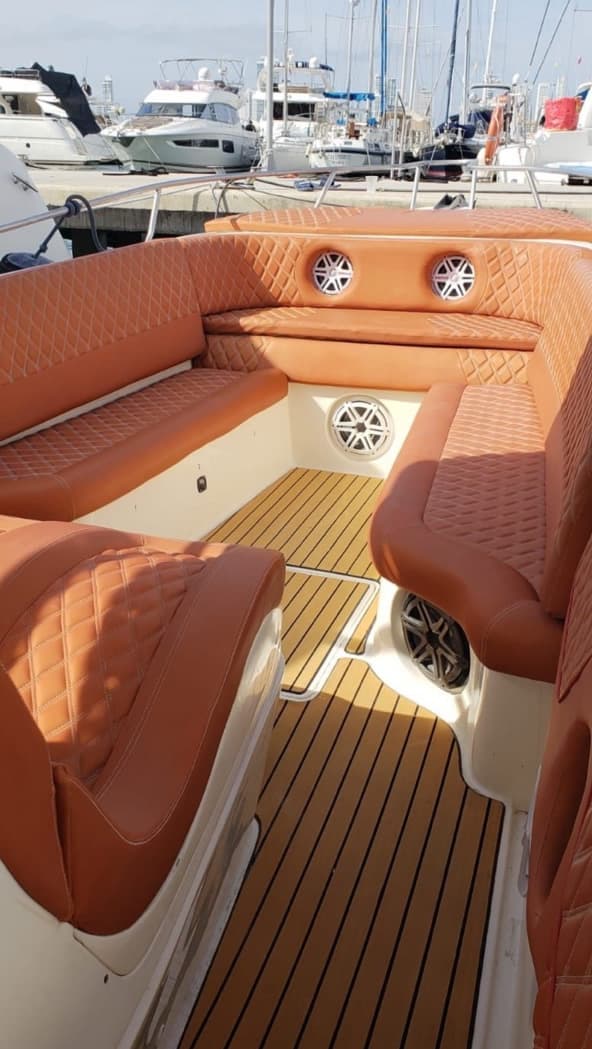 Bote OnlyFans 35 Pies - Vista 4