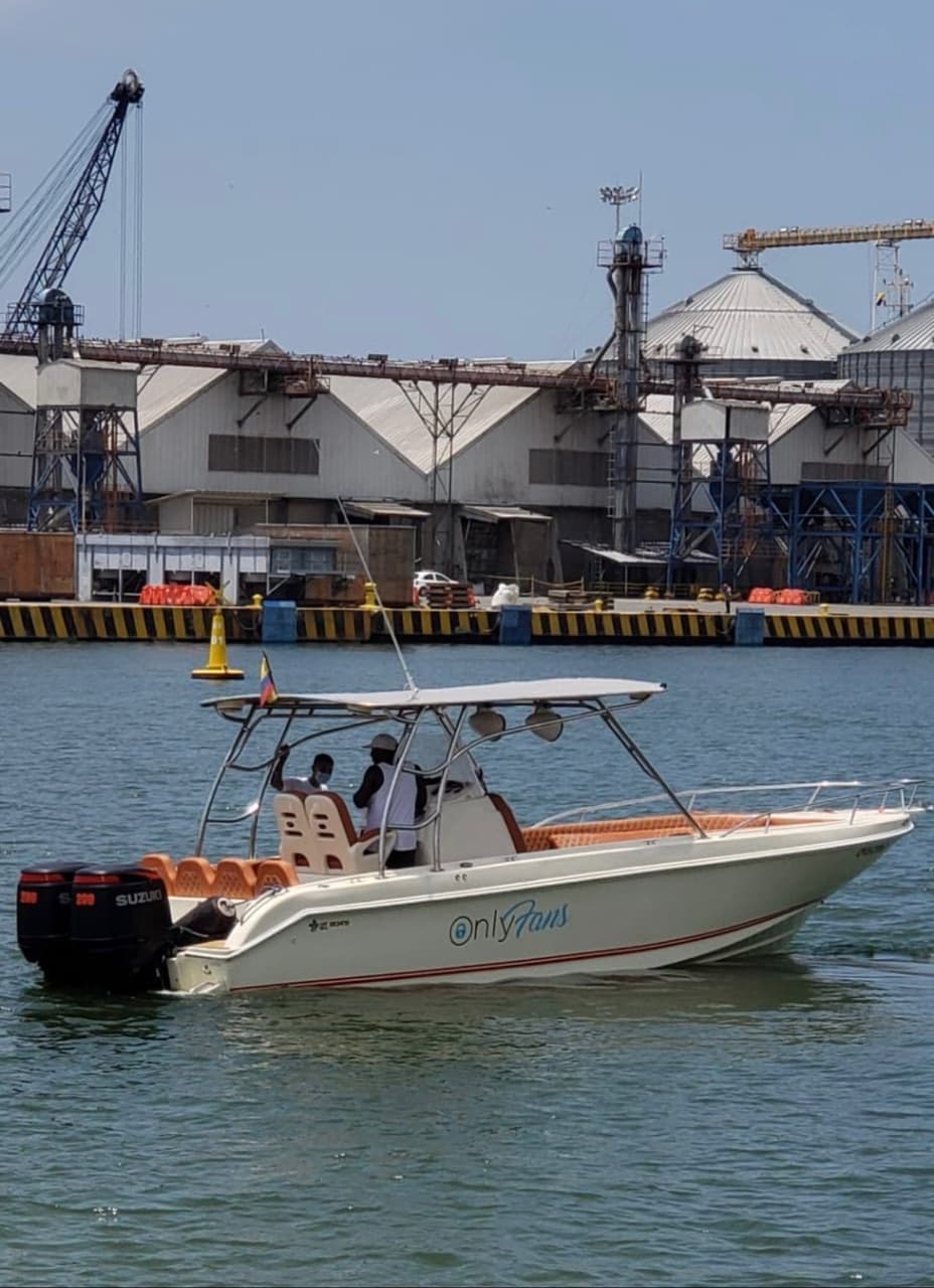 Bote OnlyFans 35 Pies - Vista 9