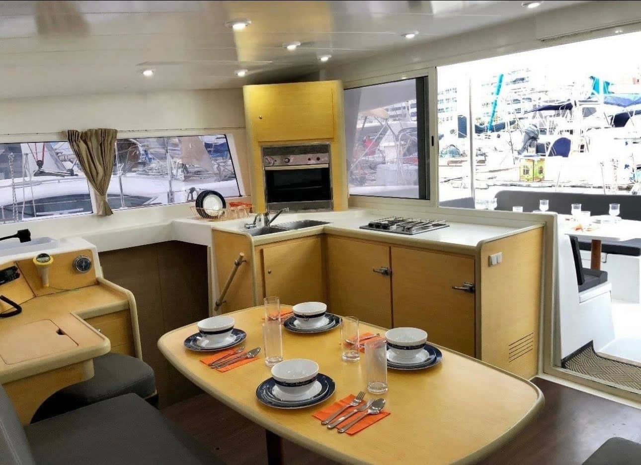 Catamarán Lagoon 44 - Vista 5