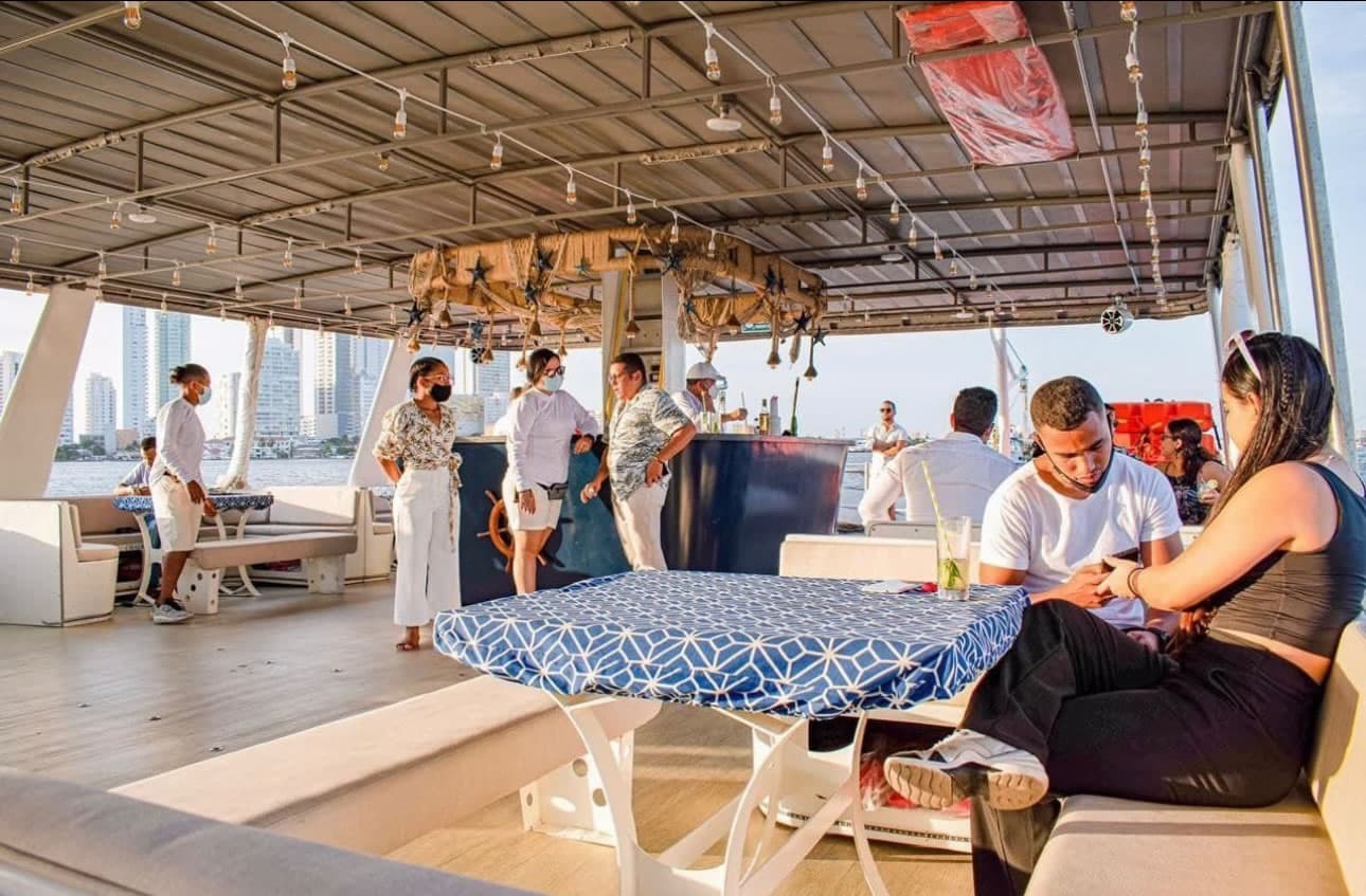 Catamarán San Juan - Vista 5