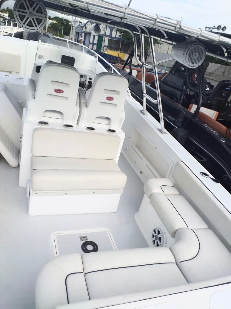 Lancha Cero Estrés 42 Pies - Vista 5